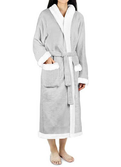 robe-best-christmas-gifts-for-wife